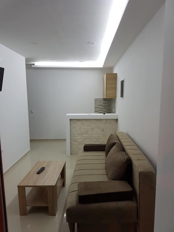 Avdiu Apartment Улцинь Экстерьер фото