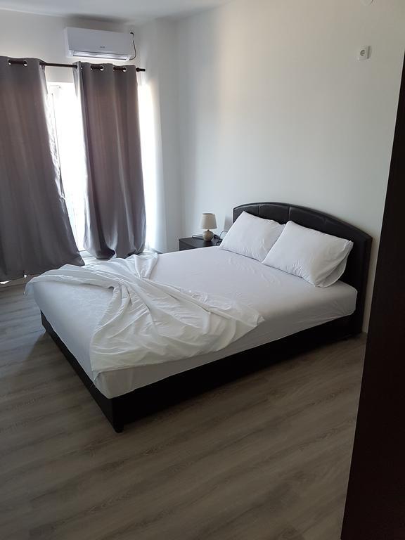 Avdiu Apartment Улцинь Экстерьер фото
