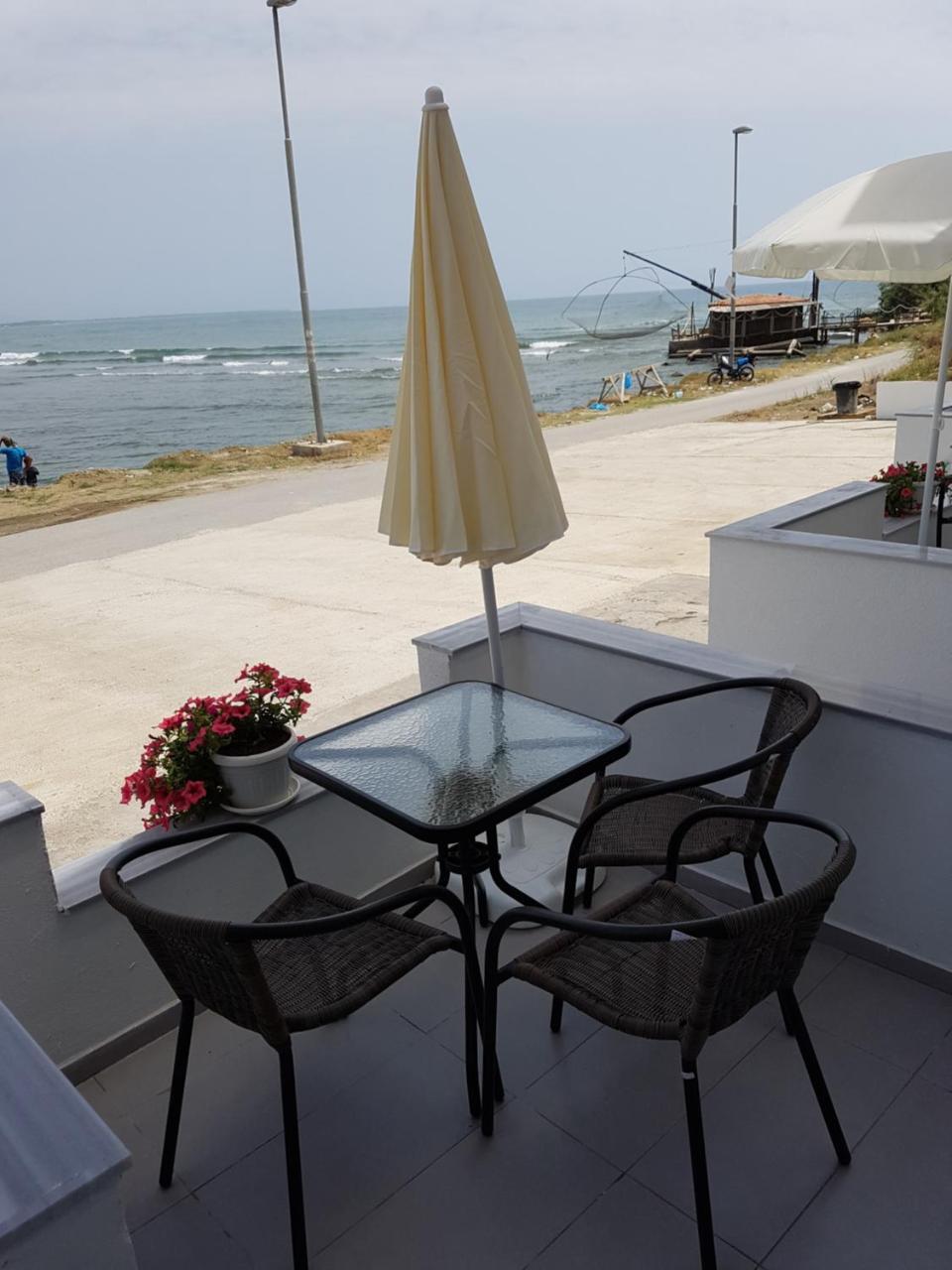 Avdiu Apartment Улцинь Экстерьер фото